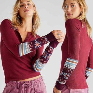 FREE PEOPLE Mikah Layering Thermal Cuff Wine Combo in XS